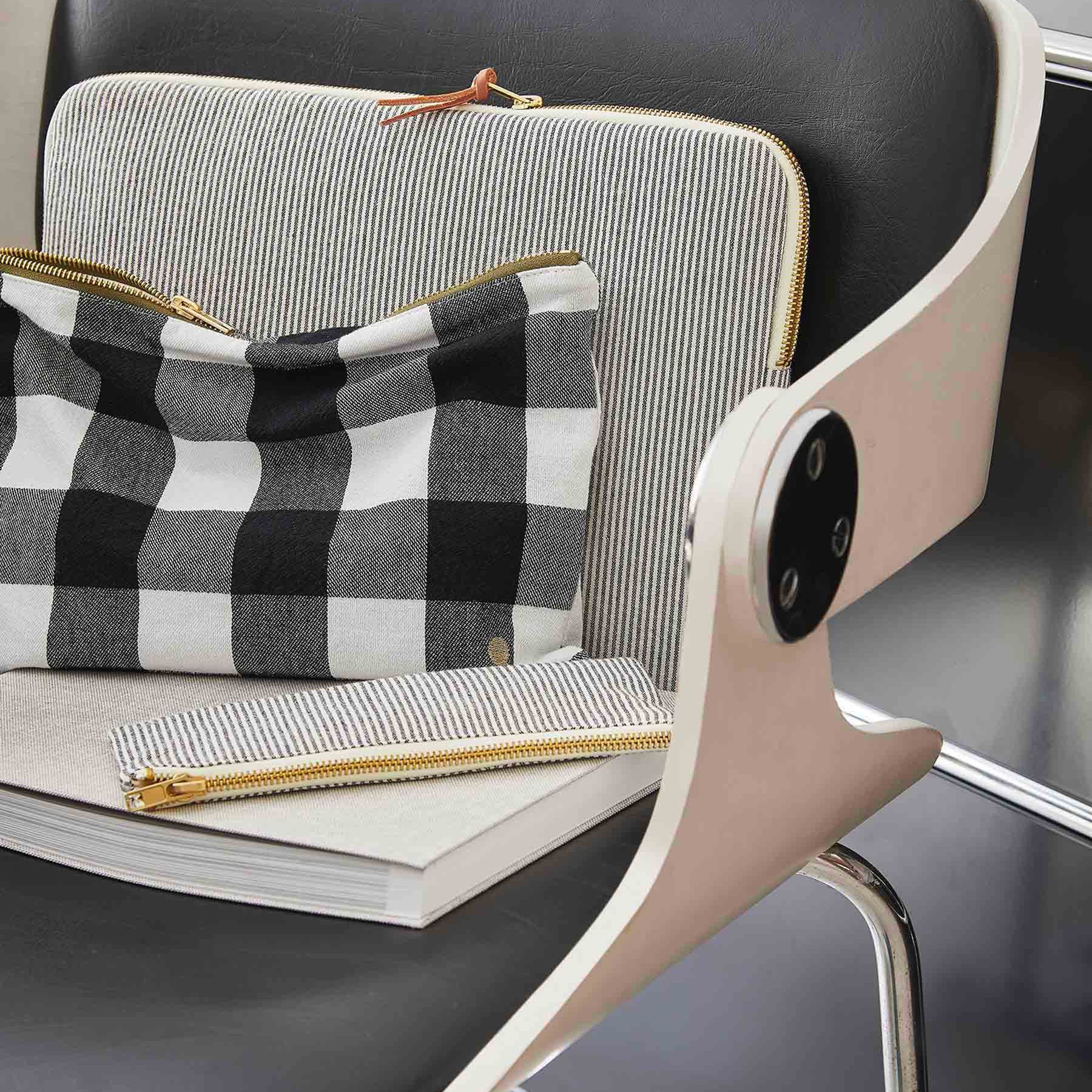 https://www.maisonvivaraise.com/phototheque/hd/3000850000_PS2.jpg